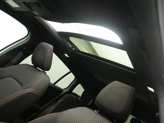 Ford Focus ST Line Wagon