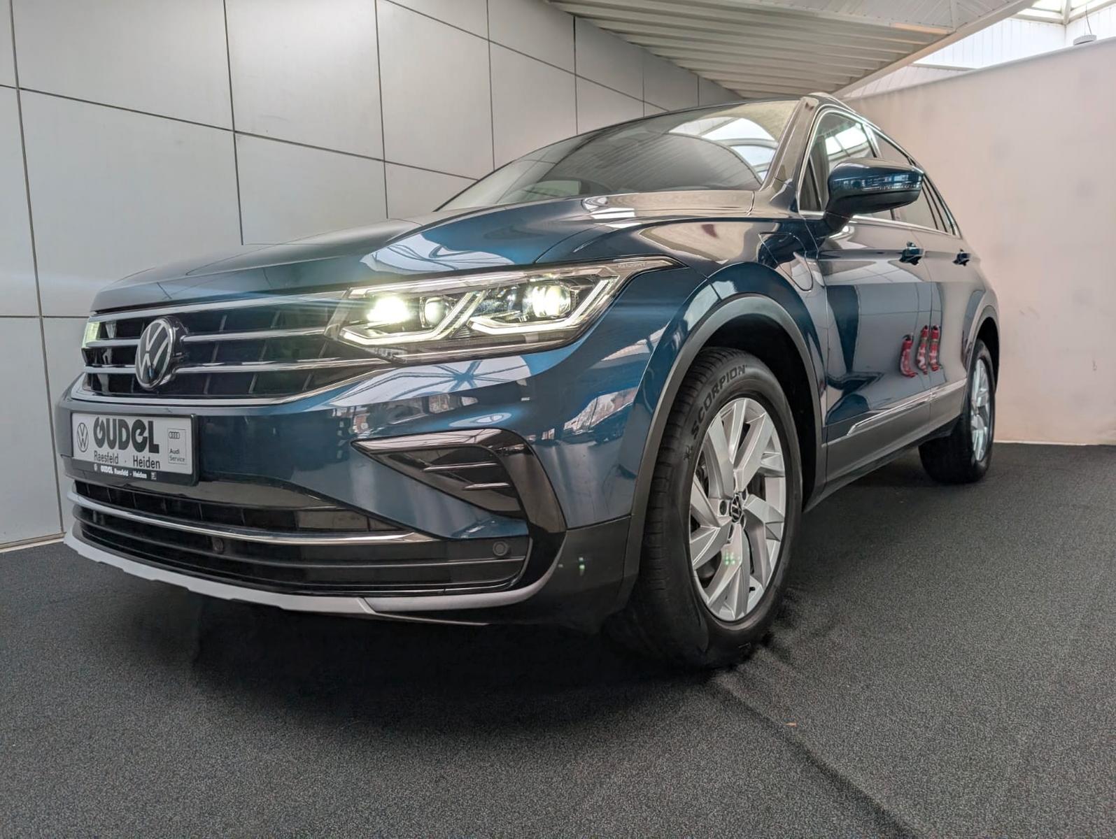 Volkswagen Tiguan 1.4eHybrid"ELEGANCE ACC Rear Ergo LED