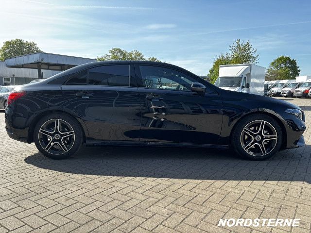 Mercedes-Benz A 200 A 200 d