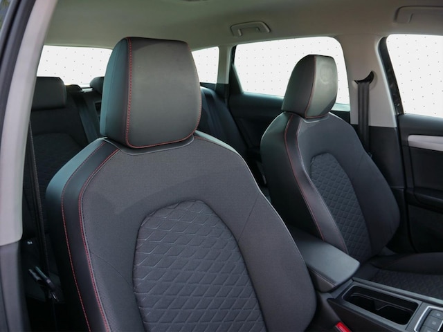 Seat Leon 2.0 TDI Connect FR-lijn Sportstourer