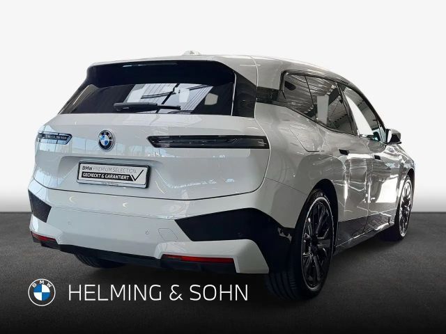 BMW iX xDrive40