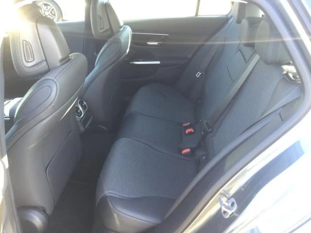 Mercedes-Benz C 180 AVANTGARDE Estate