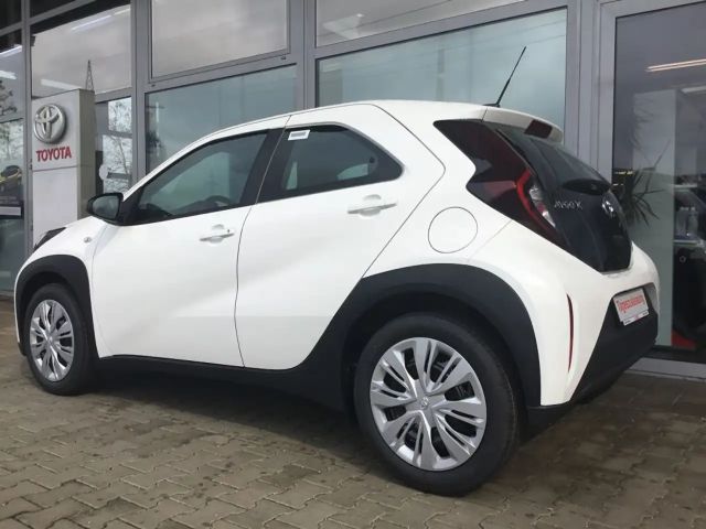 Toyota Aygo X Business Hatchback S-CVT