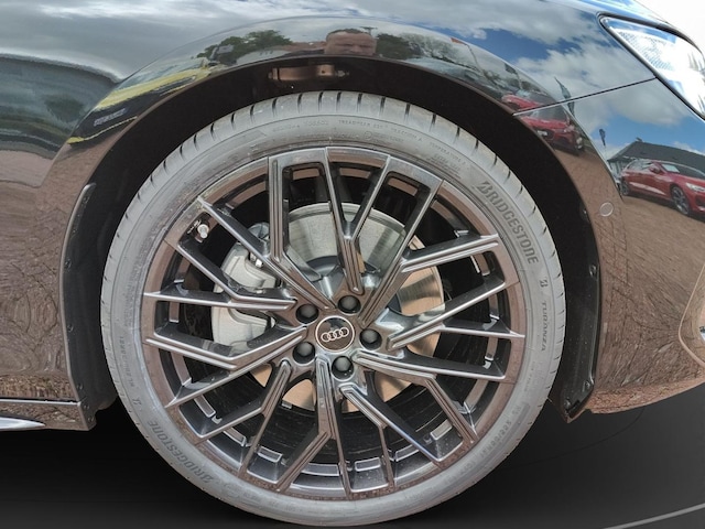 Audi A6 Avant Quattro S-Tronic