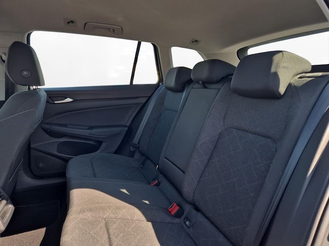 Volkswagen Golf 2.0 TDI DSG Golf VIII Variant