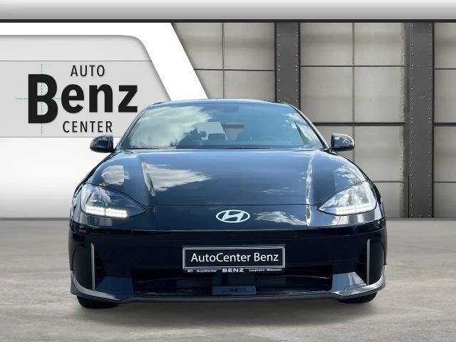 Hyundai IONIQ 6 UNIQ Vierwielaandrijving