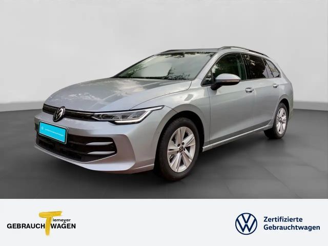 Volkswagen Golf 1.5 TSI DSG Life Variant