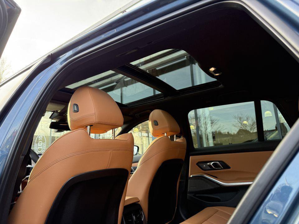 BMW 330 330e Touring