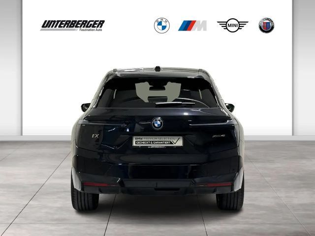 BMW iX xDrive40
