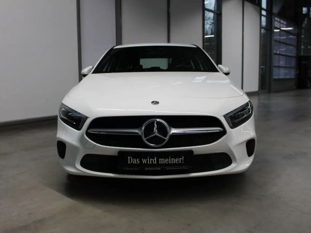 Mercedes-Benz A 180 Progressive