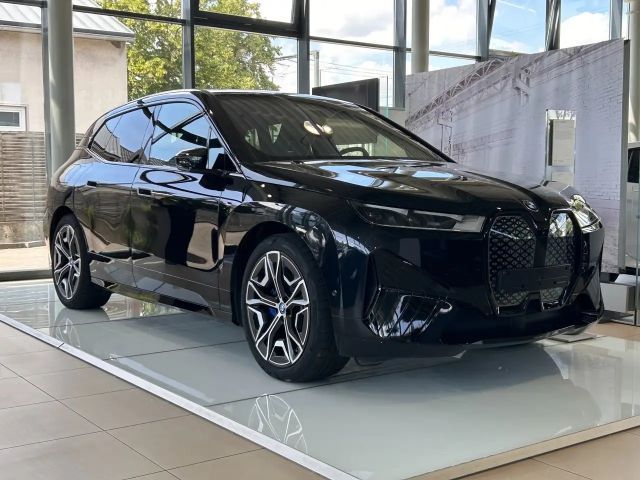 BMW iX xDrive40