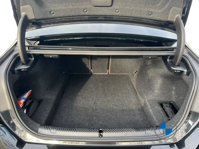 BMW 520 520i M-Sport Sedan