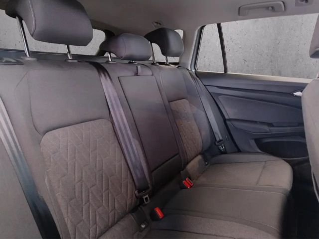 Volkswagen Golf 1.5 TSI Life Variant