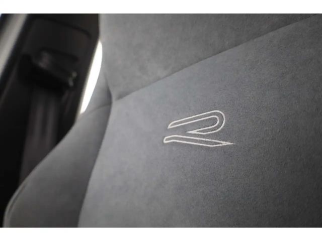 Volkswagen Golf 2.0 TSI DSG R-Line