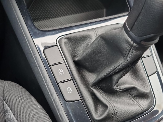 Skoda Fabia Fabia Essence 1.0 MPI LED EPH Sitzheizung Klima