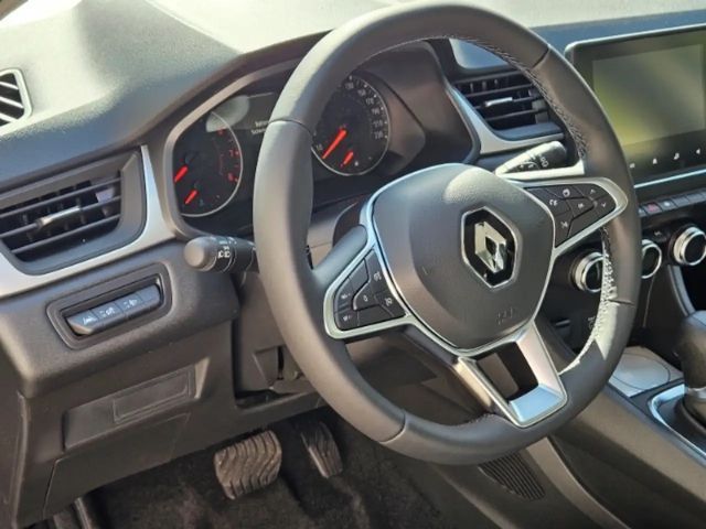 Renault Captur EDC Evolution Hybrid TCe 140