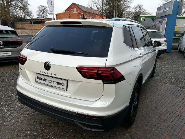Volkswagen Tiguan 1.5 TSI Allspace Life