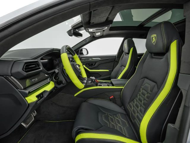 Lamborghini Urus SE