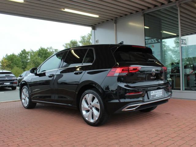 Volkswagen Golf 1.5 TSI Style