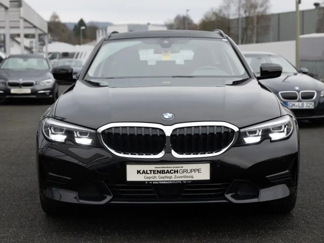 BMW 318 318d Sport Line Touring