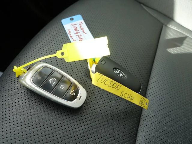 Hyundai Tucson 2WD Pure