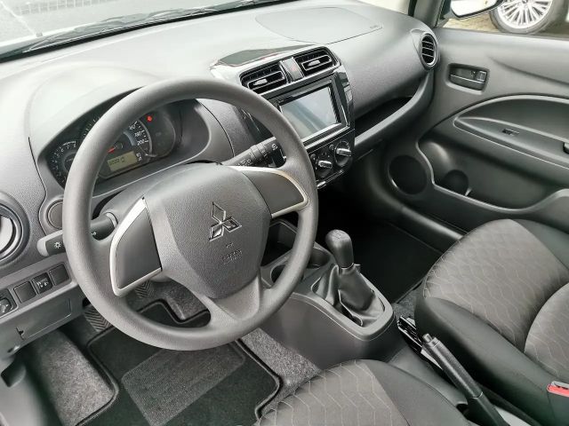 Mitsubishi Space Star Star