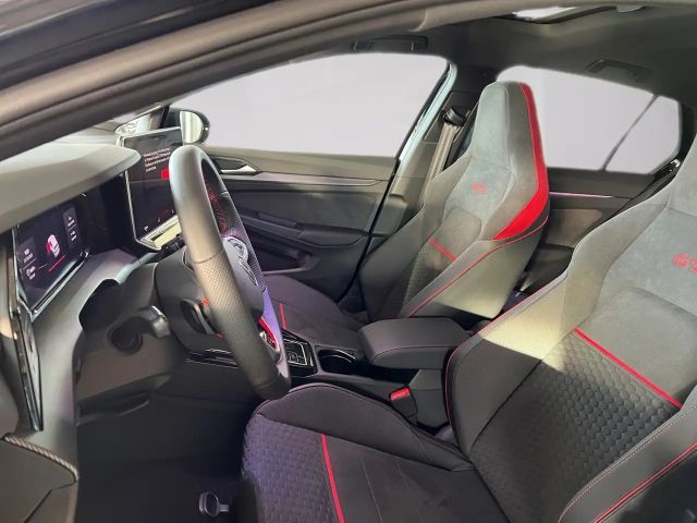 Volkswagen Golf DSG GTI Style