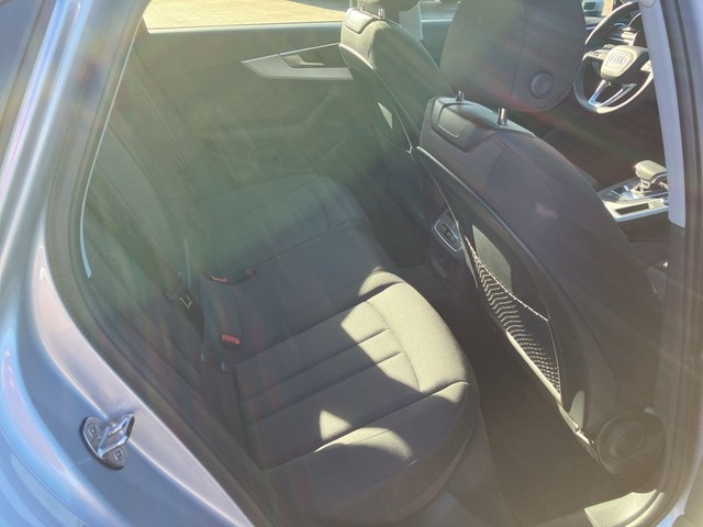 Audi A4 35 TDI S-Tronic Sedan