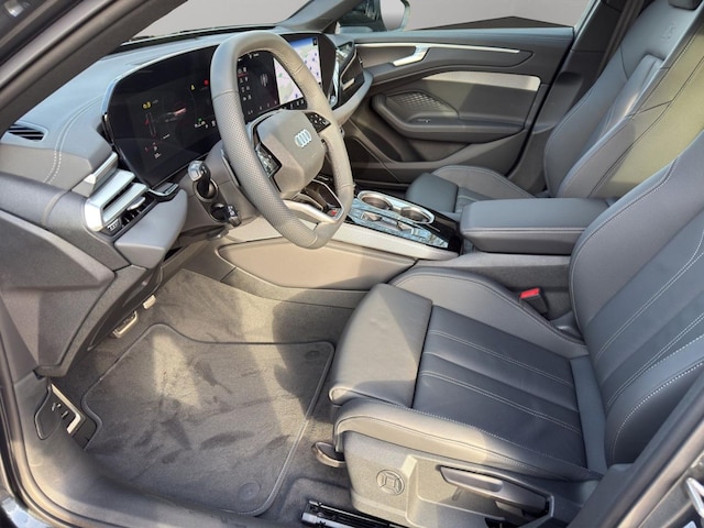 Audi A6 Avant Quattro S-Tronic