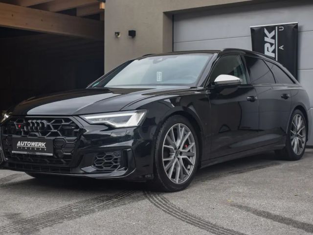 Audi S6 Avant Quattro