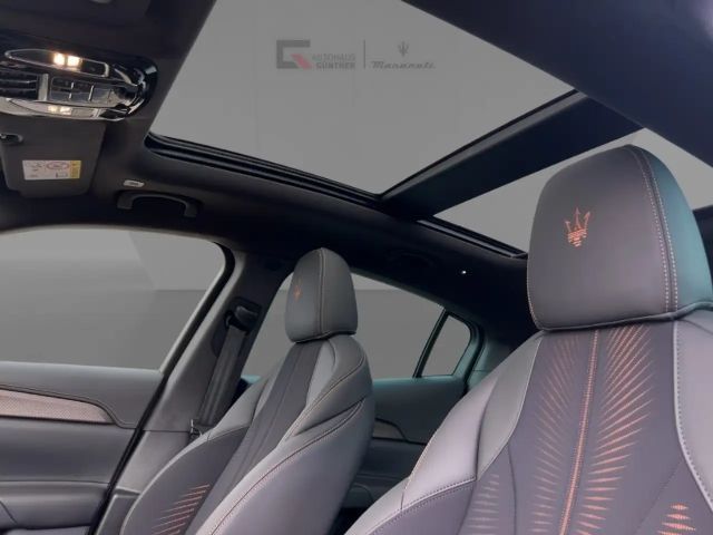 Maserati Grecale FOLGORE / ELEKTRO / 400V / 557PS / AWD
