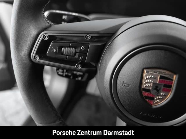 Porsche Taycan 4 Cross Turismo