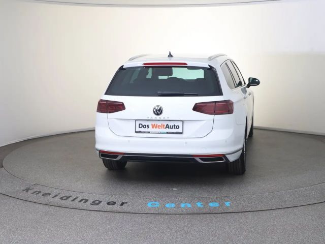 Volkswagen Passat DSG Elegance Elegance Variant