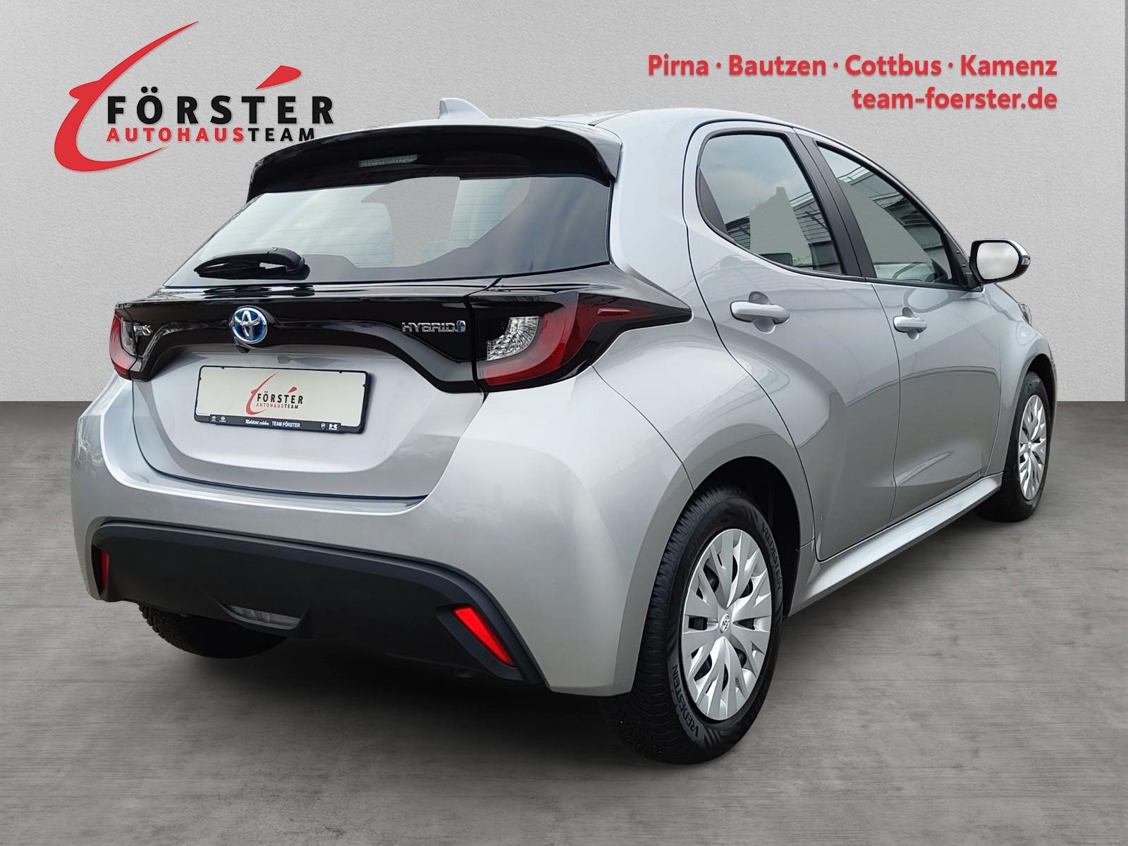 Toyota Yaris Business Hybride