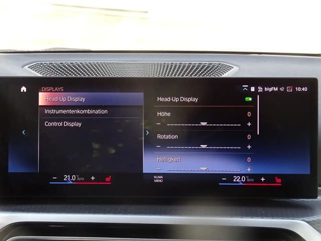 BMW 320 320i M-Sport Sedan