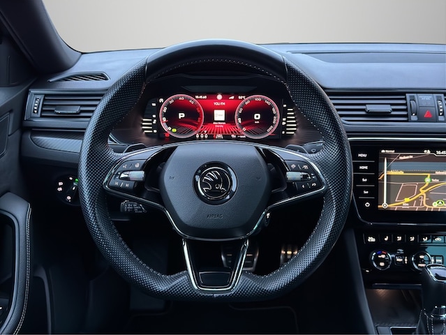 Skoda Superb 2.0 TDI Combi Sportline