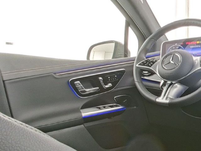 Mercedes-Benz EQE SUV 350