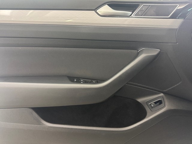 Volkswagen Passat 2.0 TDI Business DSG Variant