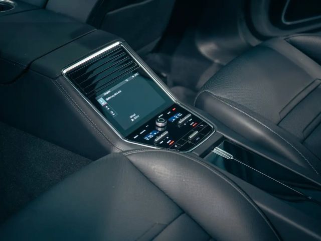 Porsche Panamera E-Hybrid S Turbo