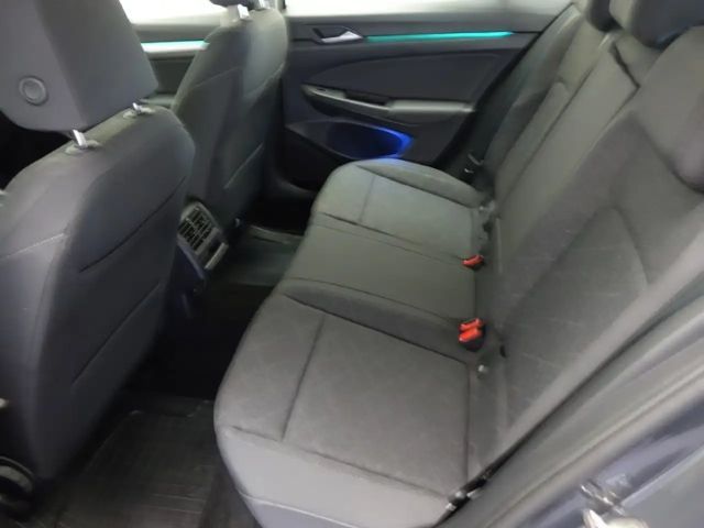 Volkswagen Golf DSG Life Variant