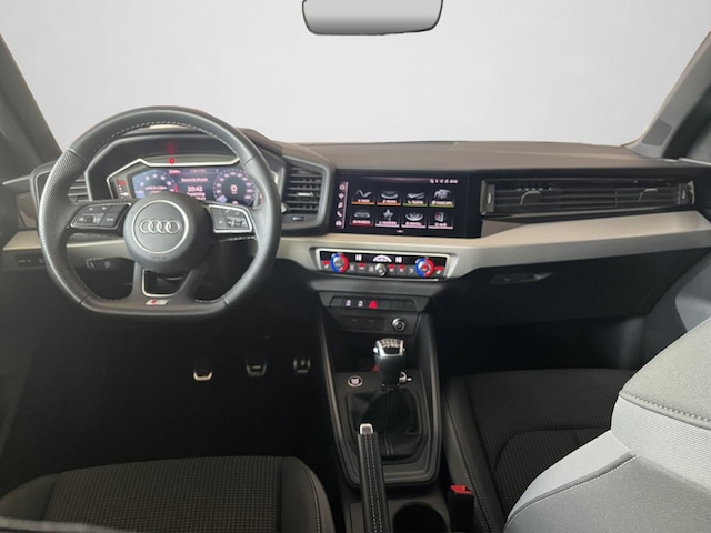 Audi Q3 35 TDI S-Tronic