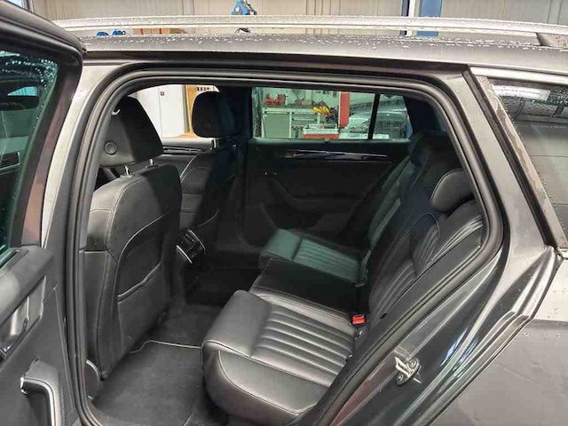 Skoda Superb 2.0 TSI Combi