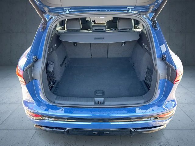 Audi SQ6 e-tron Pano/HuD/B&O/Luft/OLED/Nappa/21"/