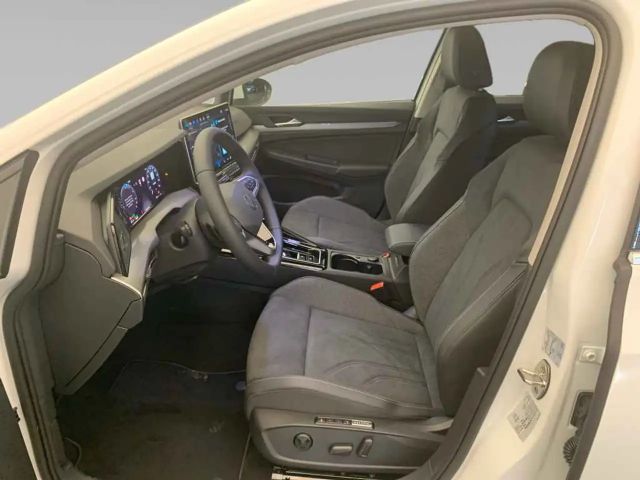 Volkswagen Golf Style eHybrid