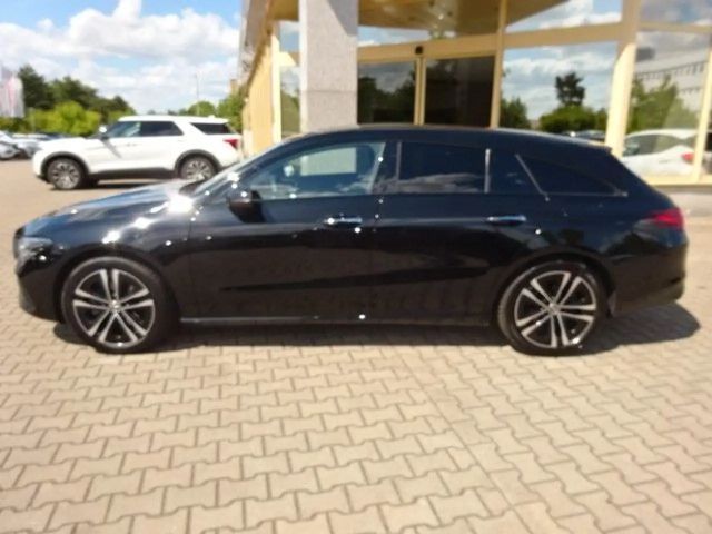 Mercedes-Benz CLA 200 Progressive