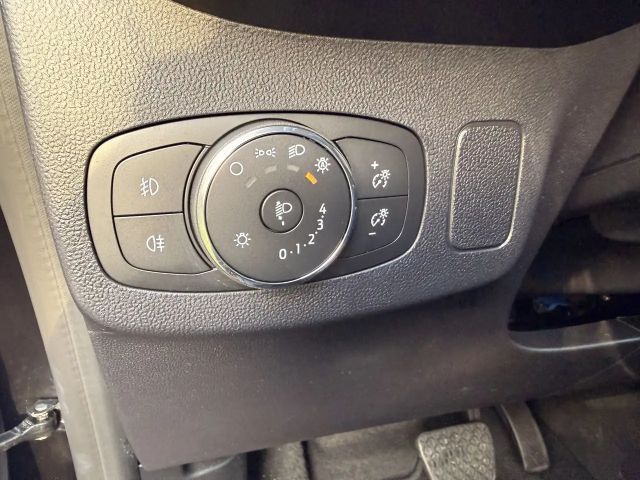 Ford Puma EcoBoost Titanium