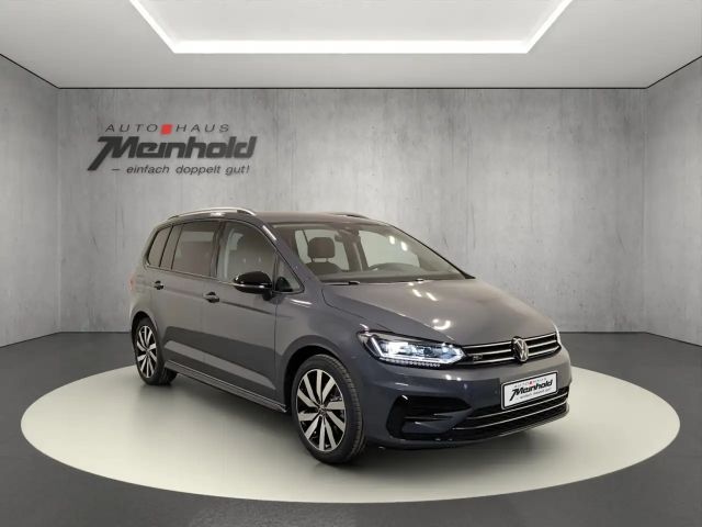 Volkswagen Touran 1.5 TSI DSG R-Line