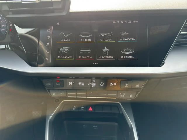 Audi A3 35 TFSI Sedan Sportback