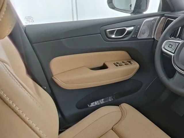 Volvo XC60 AWD Dark Ultra