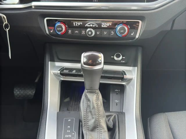 Audi Q3 40 TFSI Quattro S-Line S-Tronic